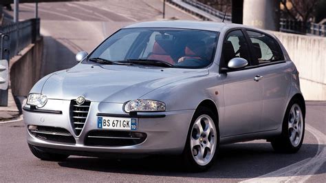 Alfa Romeo 147 - цена и характеристики, фотографии и обзор