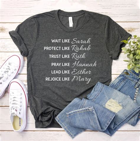 Wait Like Sarah Christian Bible Gift T-shirt - Women's Faith Apparel ...