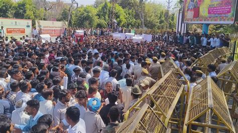 Rajasthan: गुजरात में UPSC एस्पिरेंट राजू जाट की मौत के विरोध में ...