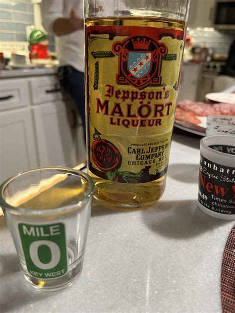 Oh Malort! Great New Year’s Eve! : r/cocktails
