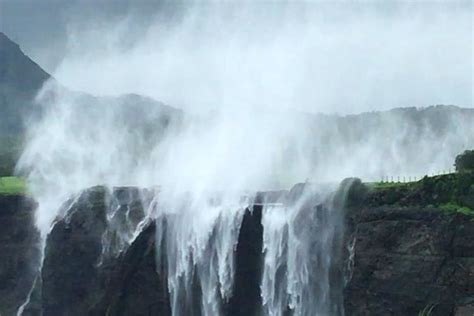 Reverse Waterfall At Sandhan Valley | LBB, Mumbai