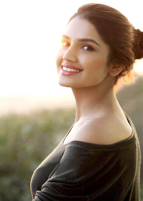 Tara Alisha Berry affairs, Today Updates, Family Details, Biodata ...