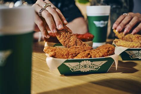 First of two new Wingstop locations opens in Erie County