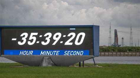 Model Rocket Countdown 的图像结果