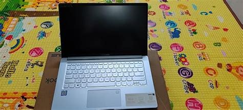 ASUS VivoBook 14 X403FA-EB021T Intel Core i5 8th Gen 14-inch FHD Thin ...