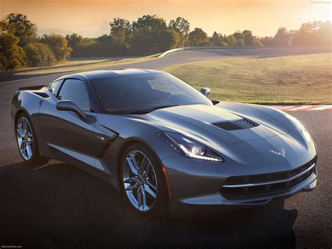 Chevrolet Corvette C7 Stingray (2014) - pictures, information & specs