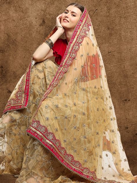 Gold Bridal Sada Saubhagyawati Bhav Net Dupatta with heavy Magenta Bor ...