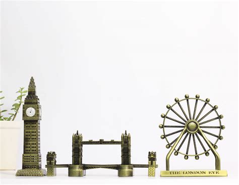 Buy THE QUIRKY HOME London Famous Monuments Combo London Bridge, Big ...