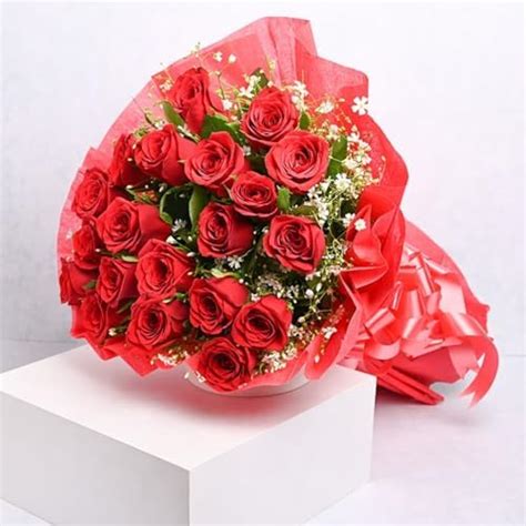 FlowerAura Fresh Live Flower Bouquet of 5 Peach Rose & 5 Gerbera ...