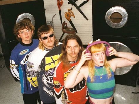 Snõõper + Cest Qui? | VERA Groningen, Oosterstraat 44, 9711NV Groningen ...