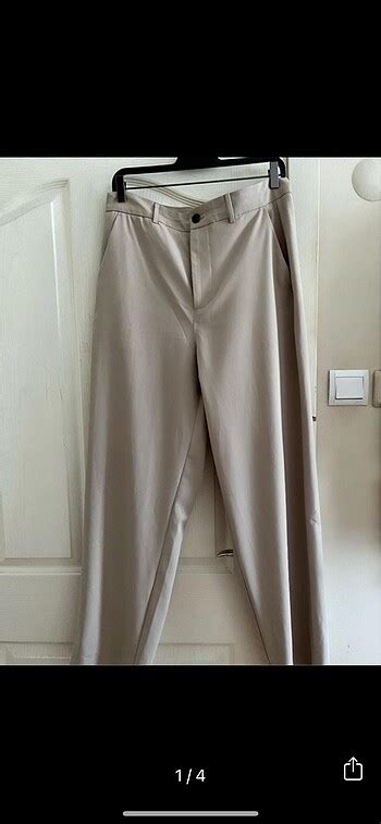 Bershka Erkek Wide Leg Bershka Kumaş Pantolon %20 İndirimli - Gardrops