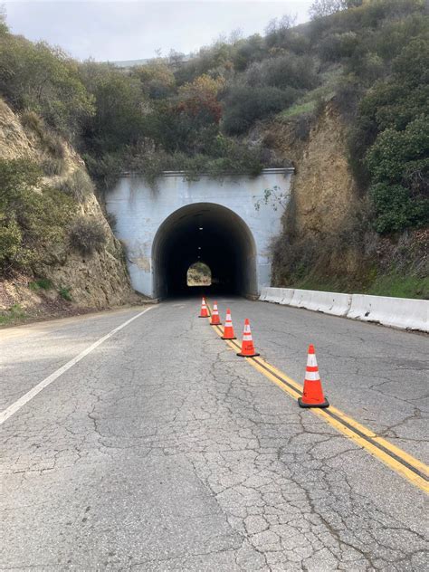 Mt. Hollywood Tunnel – Los Angeles, California - Atlas Obscura