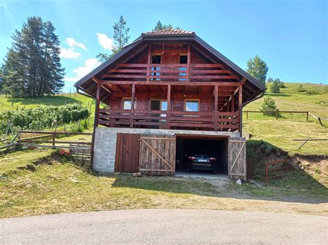 Brvnara Ribnica - prodaja . Nekretnine