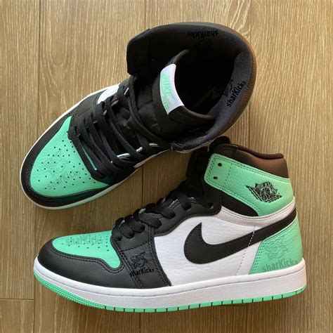 Air Jordan 1 High OG Green Glow DZ5485-130 | SneakerFiles