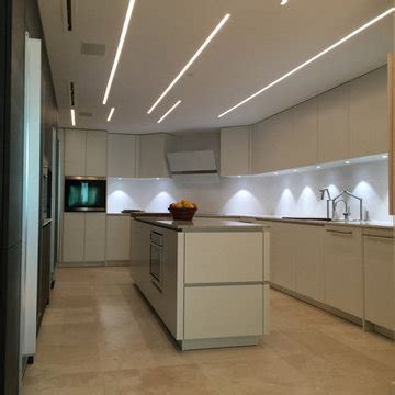 Modern Kitchen Design Ideas, Inspiration & Images - August 2025 | Houzz IN