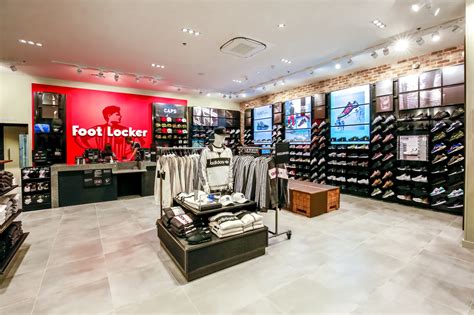 Foot Locker,la società torna in utile dopo il rosso della crisi Covid