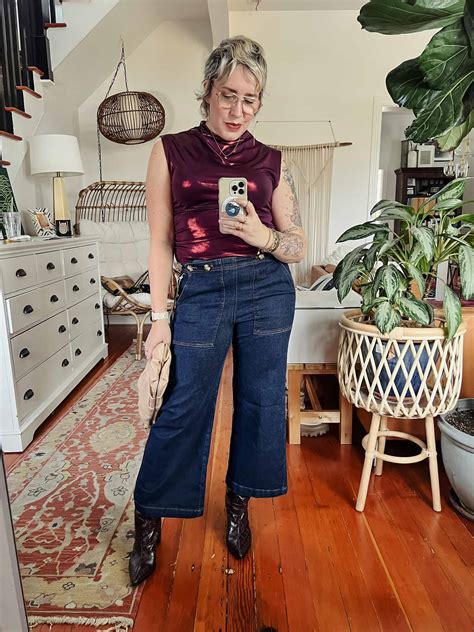 Cropped Wide-Leg Jeans: 5 Outfit Ideas