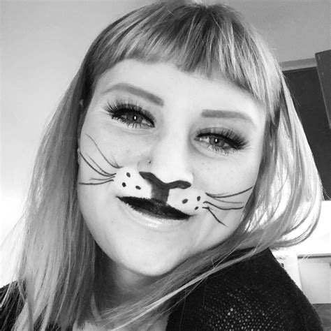 Cat Cafe Red Hook at Will Mcguirk blog