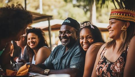 Friendly Local People 的图像结果