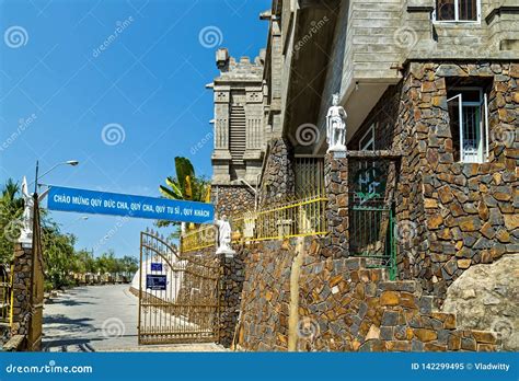 Christ the King Cathedral, Nha Trang. Roman Catholicism in Vietnam ...