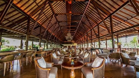 Piano Lounge