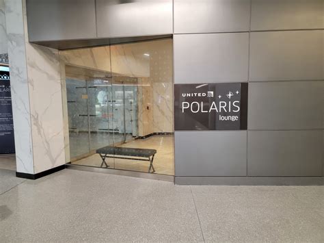 United Polaris Lounge SFO Review & First Class San Francisco - Austin