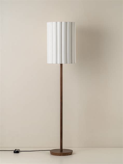 Floor lamps