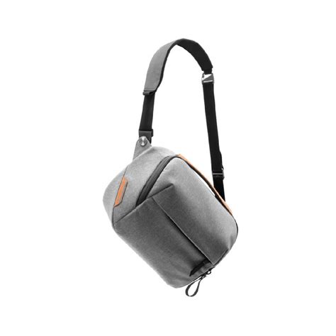Peak Design Everyday Sling (5L, Ash) | Future Forward
