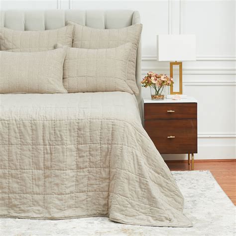 Birch Lane™ Fielder Natural/White Single Quilt & Reviews | AllModern