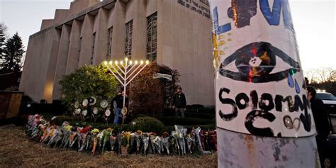Trying to save his life, lawyers for Pittsburgh synagogue gunman argue ...