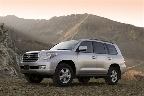 2010 Toyota Land Cruiser Image. Photo 57 of 58