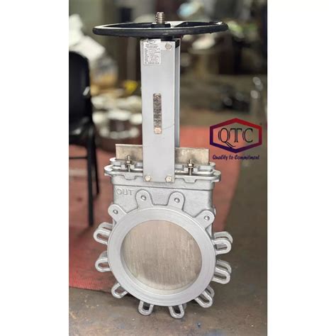 Ahmedabad QTC Make SS Knife Edge Gate Valve Lug Type Hand Wheel ...