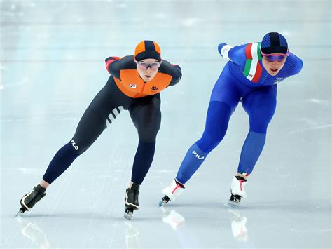 Speed Skaters