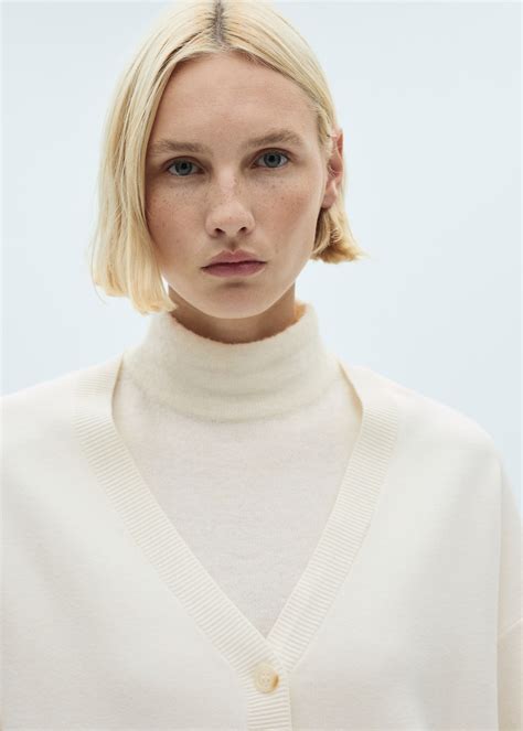 V-neck knitted cardigan - Women | MANGO USA