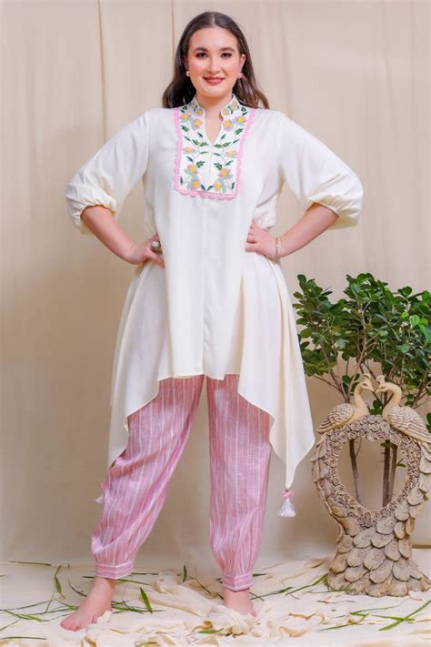 ADVIKA – Akriti Gulati