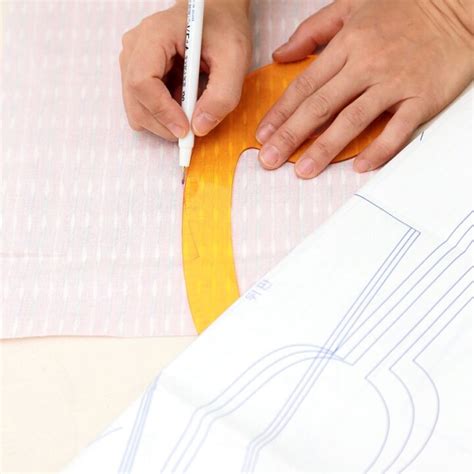 What are the Different Types of Stitches on Sewing Machine? – Fashion Wanderer