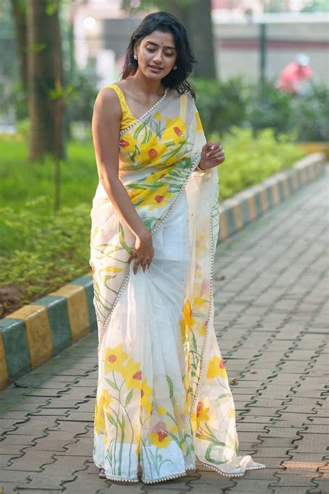 Engrossing 1-Minute Ready To Wear Off White Organza Silk Saree ...