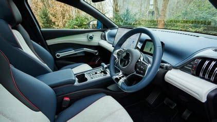 BYD Atto 3 Interior Layout & Technology | Top Gear