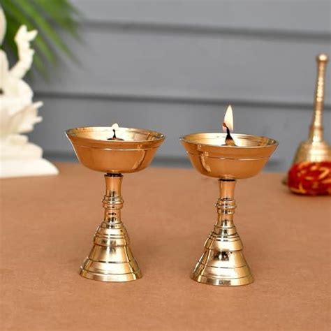 Buy Craftvatika Brass Set of 2 Traditional Brass Kerala Diya Diwali ...