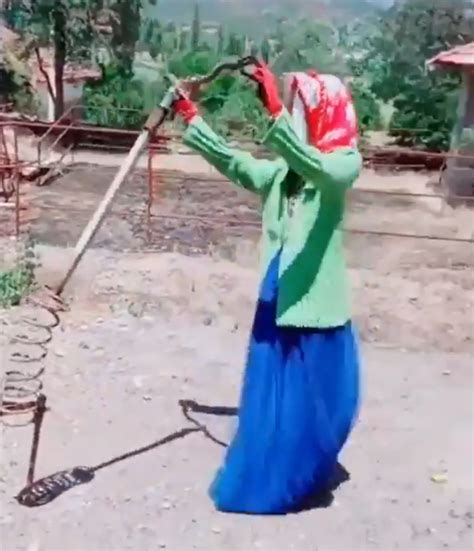 Watch: Modified Scarecrow Will Leave You With Goosebumps