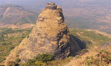 भारत का सबसे खतरनाक किला, एक चूक से चली जाती है जान