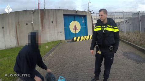Politie aanhouding. Dienst samen met de politiestudent. Deel 2. 4K (2017)