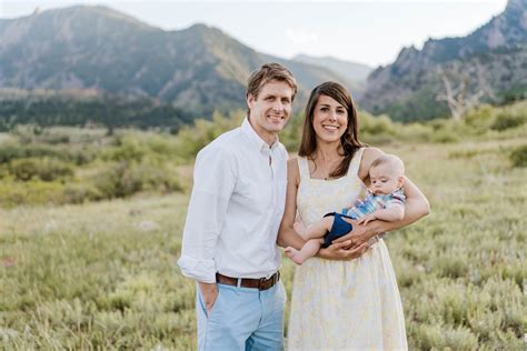 Spring Family Photos at South Mesa Trailhead — Tim Gillies Photography ...