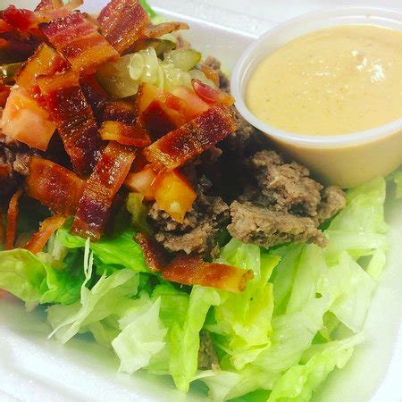 THE BEST BURGERS - Reviews, Photos - Lucky's Drive-In - Tripadvisor