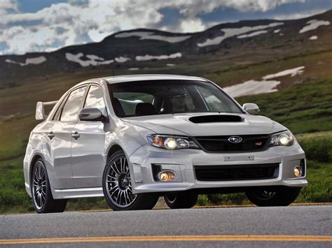 Subaru WRX STI Sedan 2.5 (300 Hp) Turbo