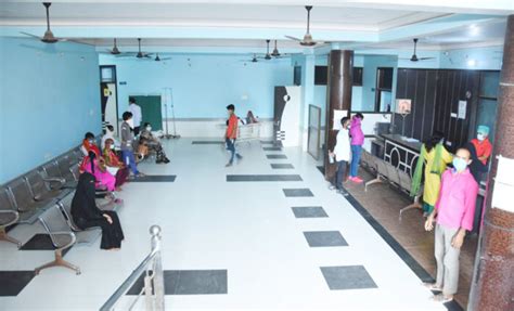 Waiting Hall – Vinod Prakash Life Care Multispecialty Hospital & Trauma ...