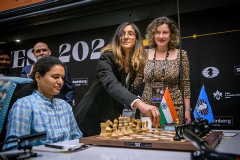 Women's Candidates 2024 R9: Zhongyi Tan crushes Vaishali in 21 moves ...