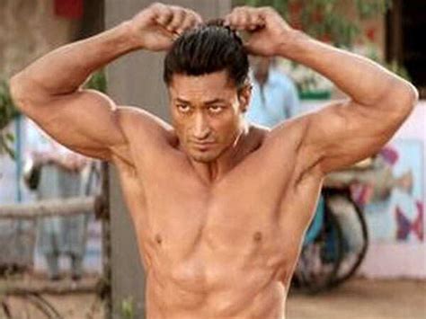 Commando 3 has a decent opening day at the box-office | Filmfare.com