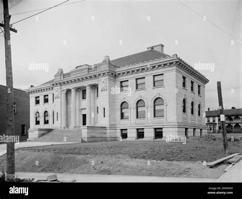 Peter White Public Library, Marquette, Mich., c1905 Stock Photo - Alamy
