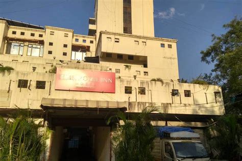 Hotel HMR Royal Inn - Venue - Pimpri - Weddingwire.in
